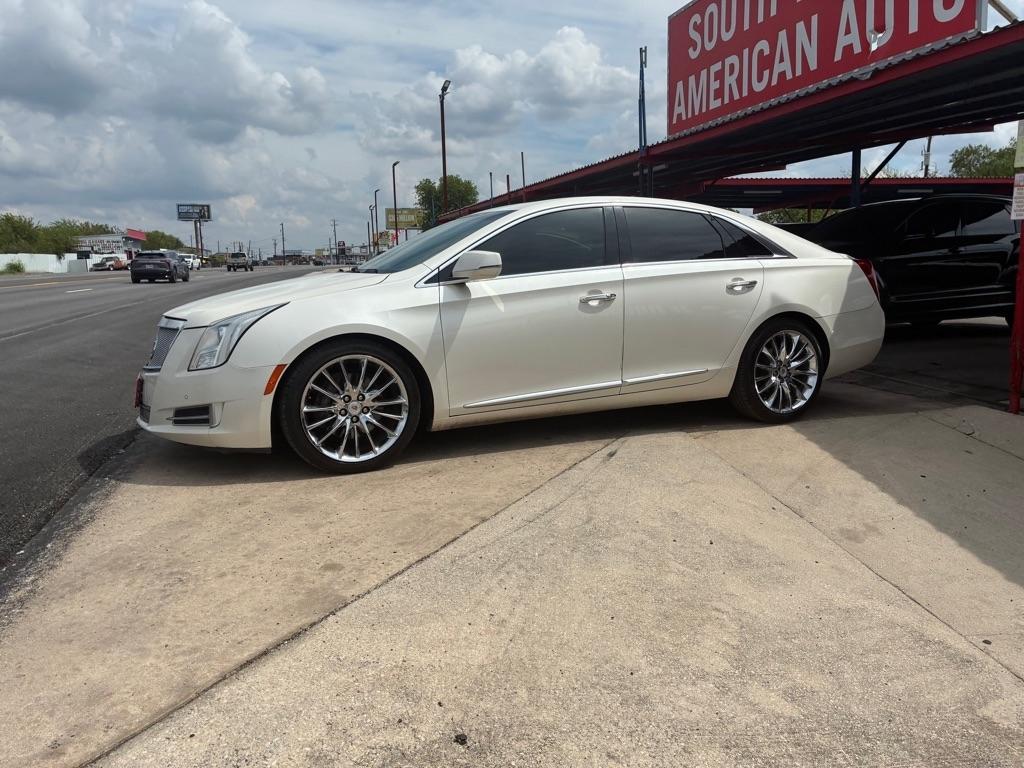 Cadillac XTS photo 15