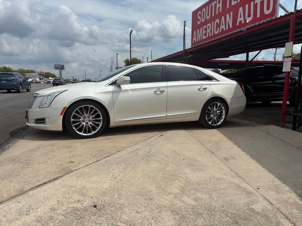 Cadillac XTS photo 16
