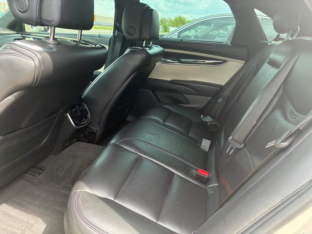 Cadillac XTS photo 26