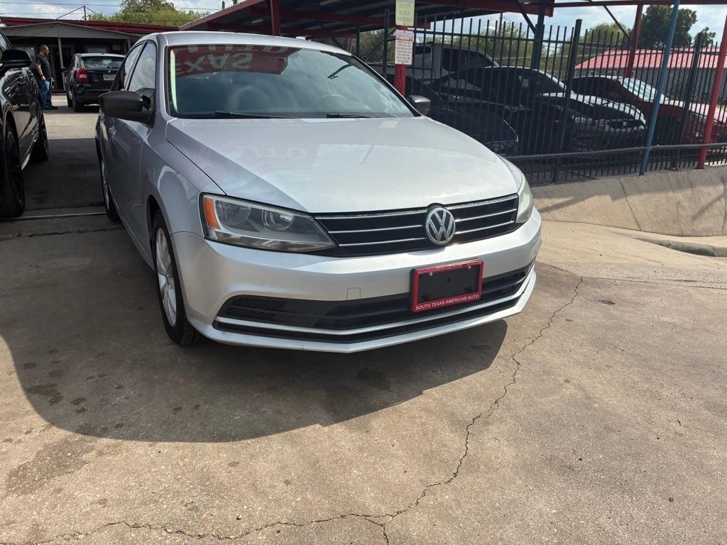Volkswagen Jetta SE 6A 2015