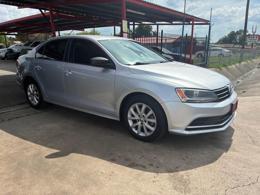 Volkswagen Jetta SE 6A 2015