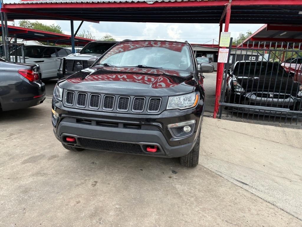 Jeep Cherokee Latitude Plus FWD 2020