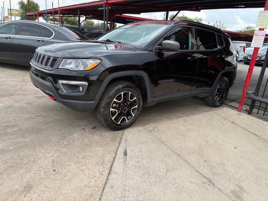 Jeep Cherokee Latitude Plus FWD 2020