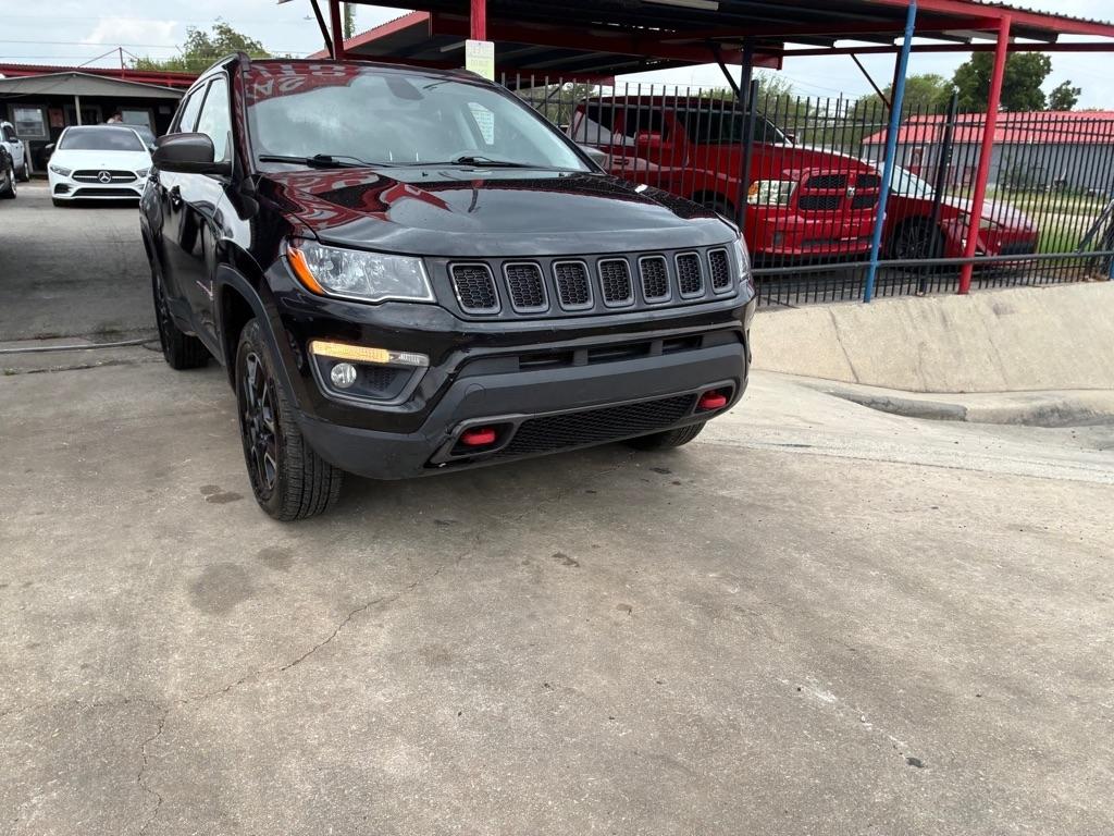 Jeep Cherokee Latitude Plus FWD 2020