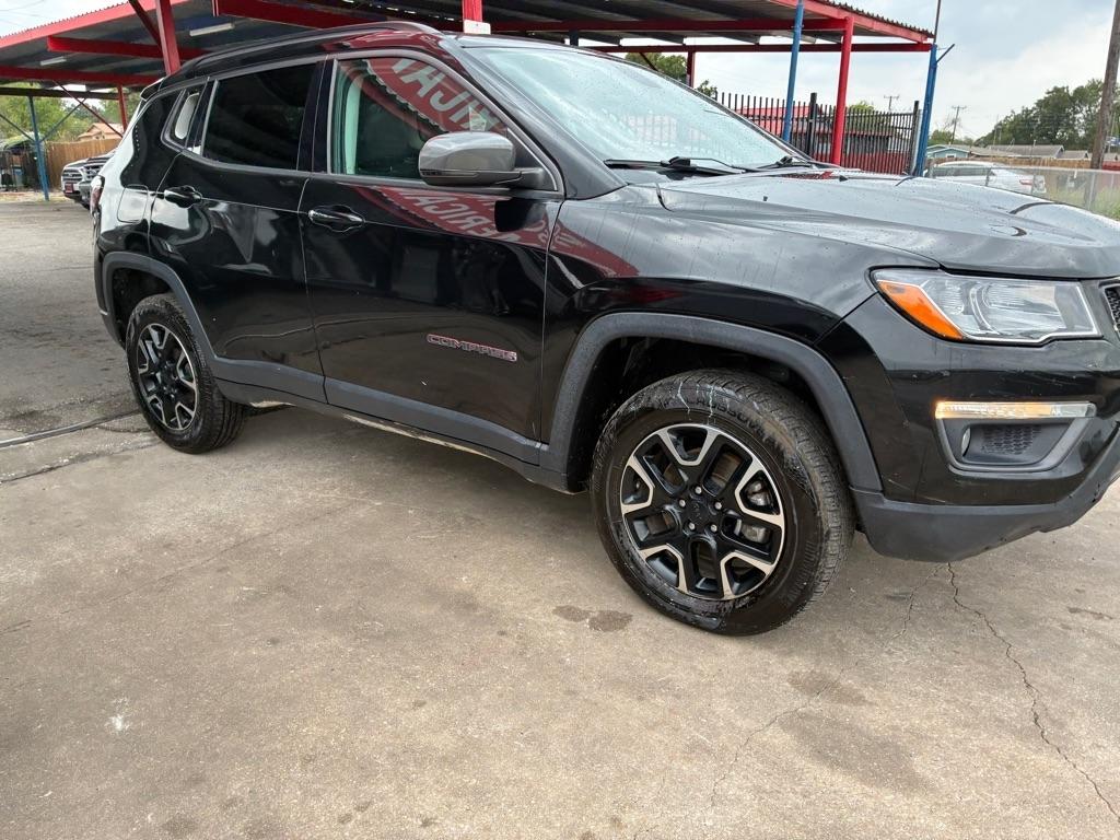 Jeep Cherokee Latitude Plus FWD 2020