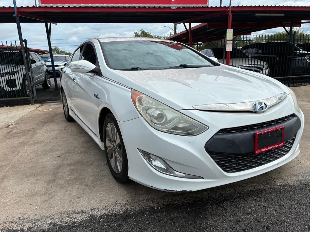 Hyundai Sonata Hybrid Sedan 2013