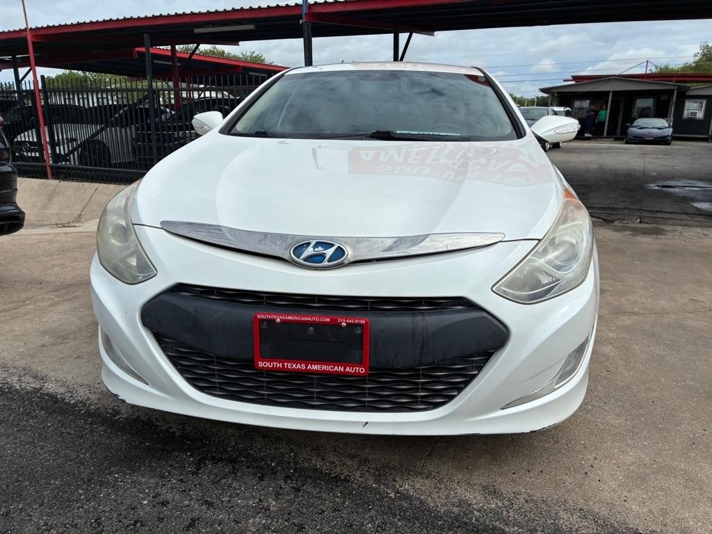 Hyundai Sonata Hybrid Sedan 2013