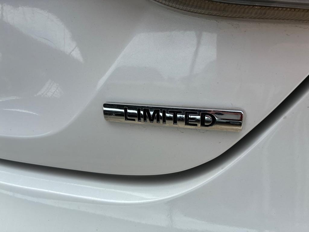 Hyundai Sonata Hybrid Sedan 2013