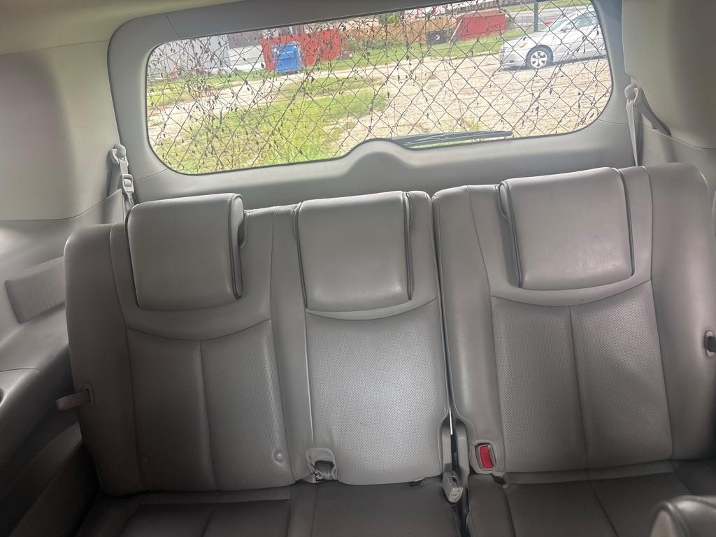 Nissan Quest photo 10