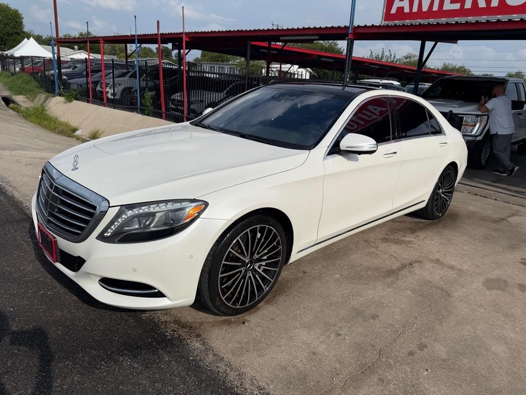 Mercedes-Benz S-Class S550 2015