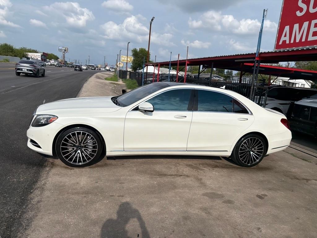Mercedes-Benz S-Class S550 2015