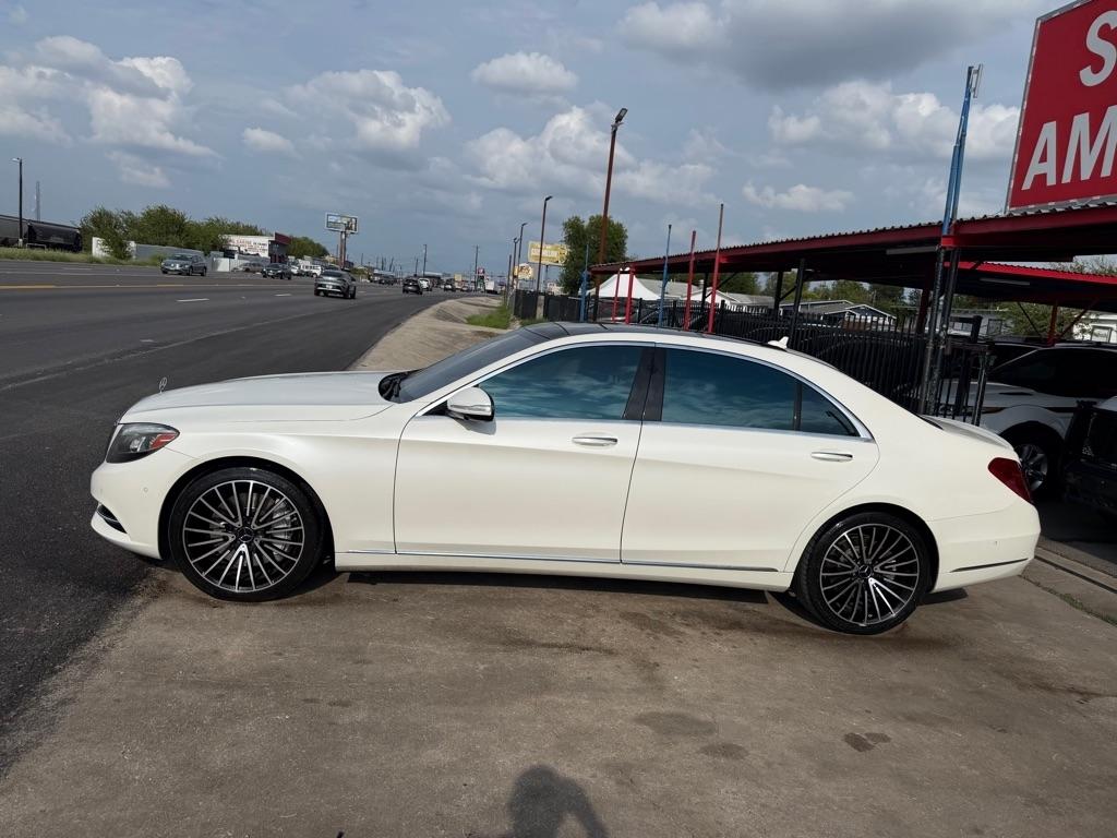Mercedes-Benz S-Class S550 2015