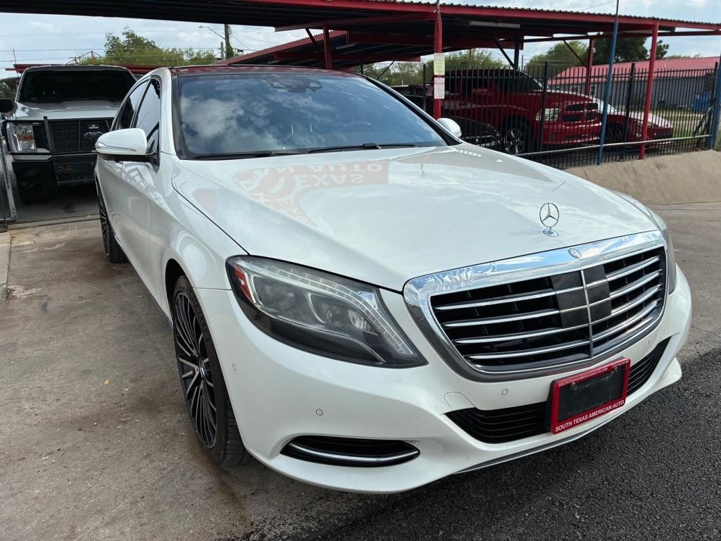 Mercedes-Benz S-Class S550 2015