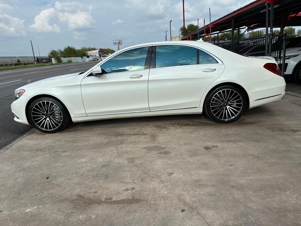 Mercedes-Benz S-Class S550 2015