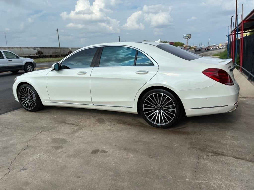 Mercedes-Benz S-Class S550 2015