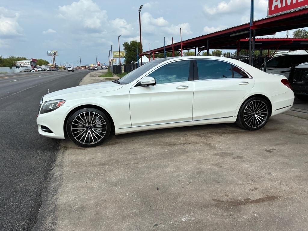 Mercedes-Benz S-Class S550 2015