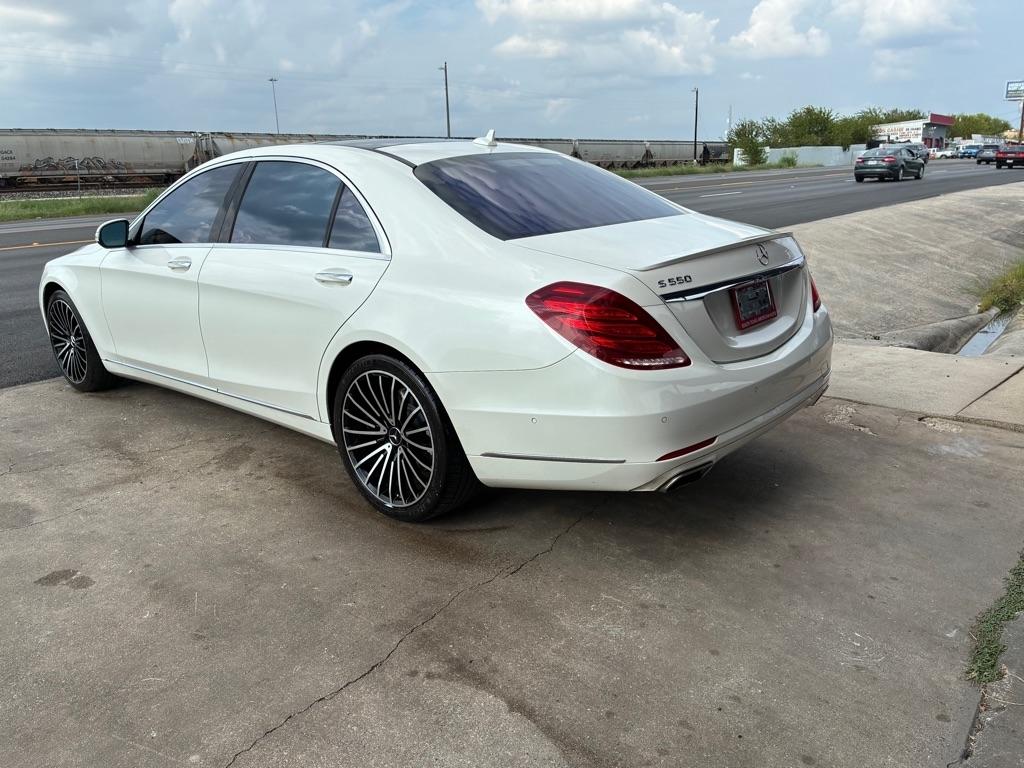 Mercedes-Benz S-Class S550 2015