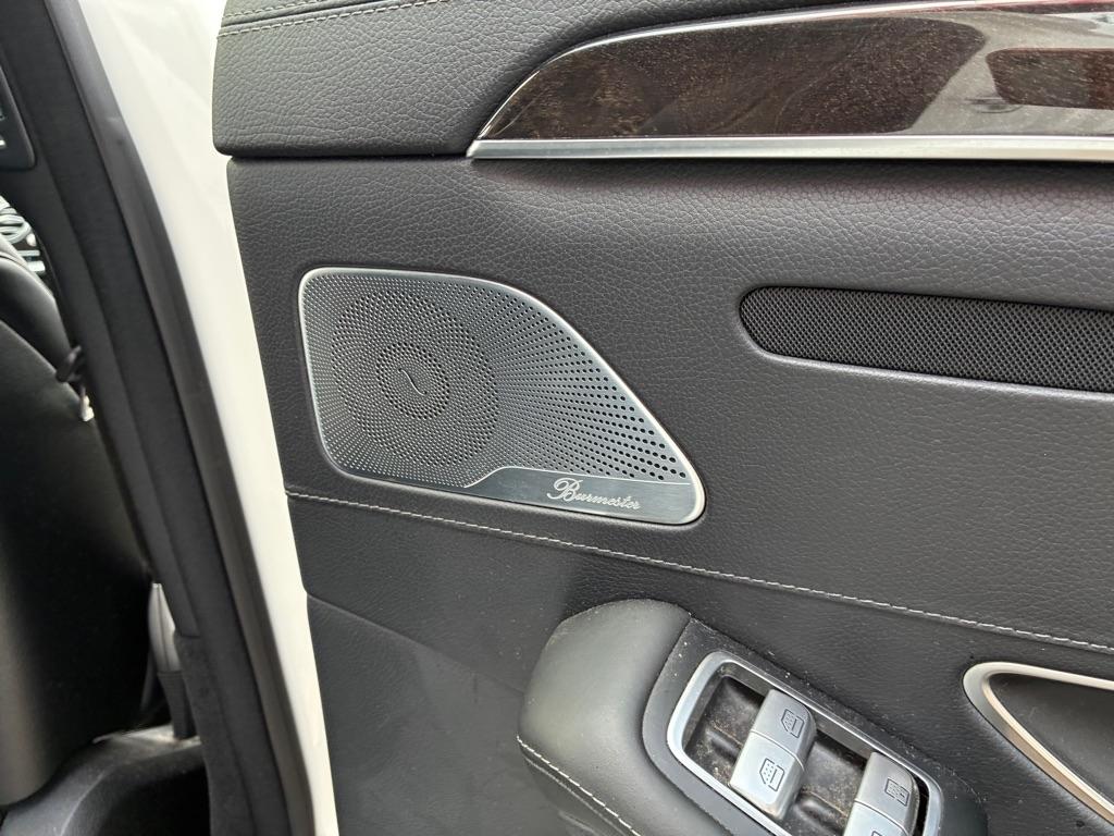 Mercedes-Benz S-Class S550 2015