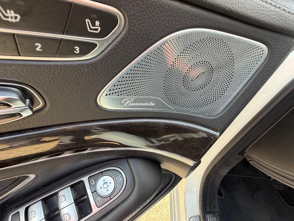 Mercedes-Benz S-Class S550 2015