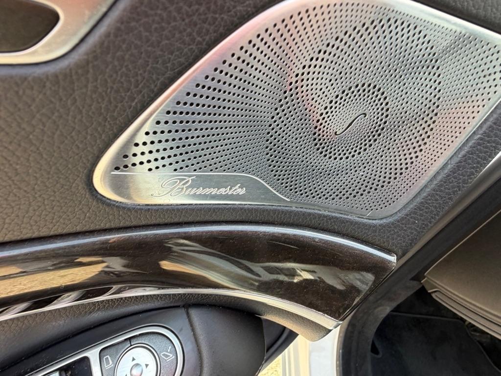 Mercedes-Benz S-Class S550 2015