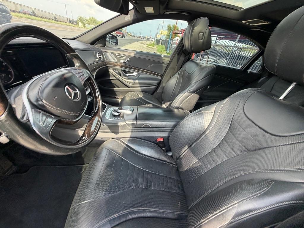 Mercedes-Benz S-Class S550 2015