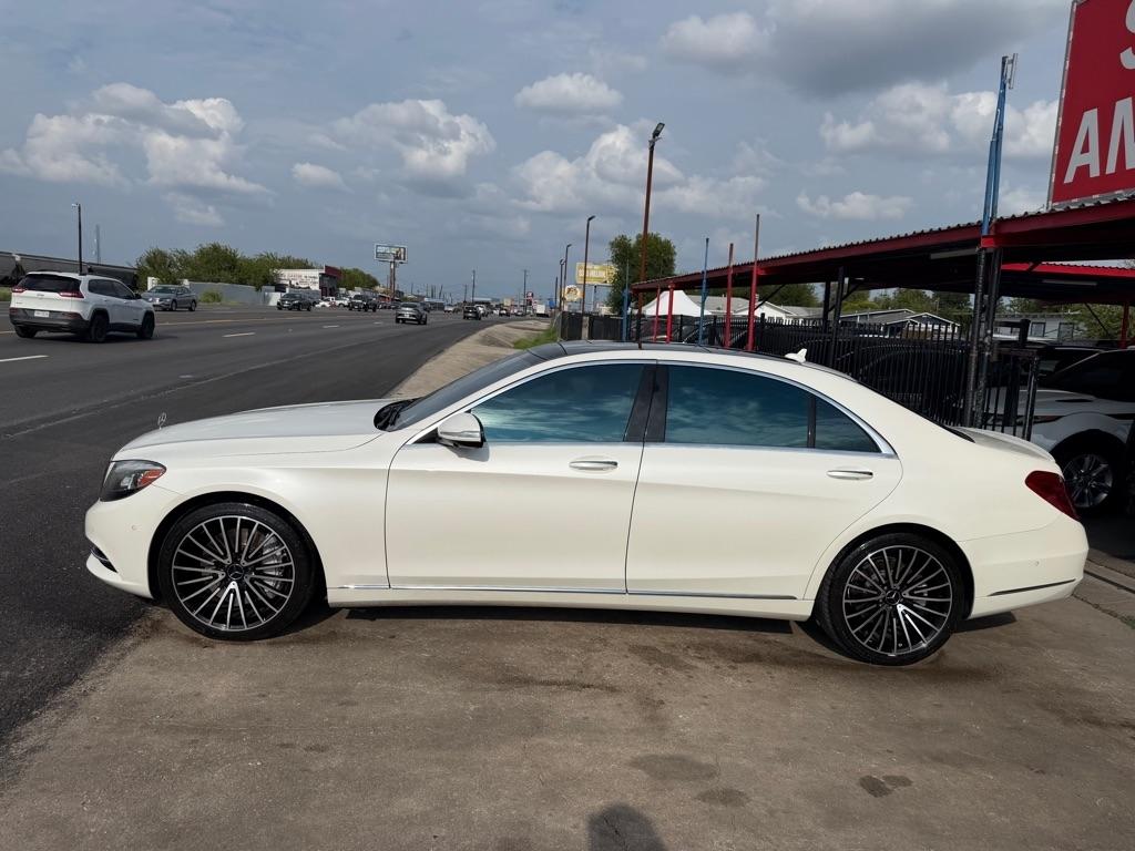 Mercedes-Benz S-Class S550 2015