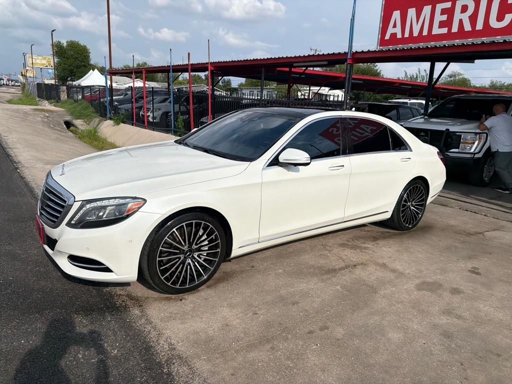 Mercedes-Benz S-Class S550 2015