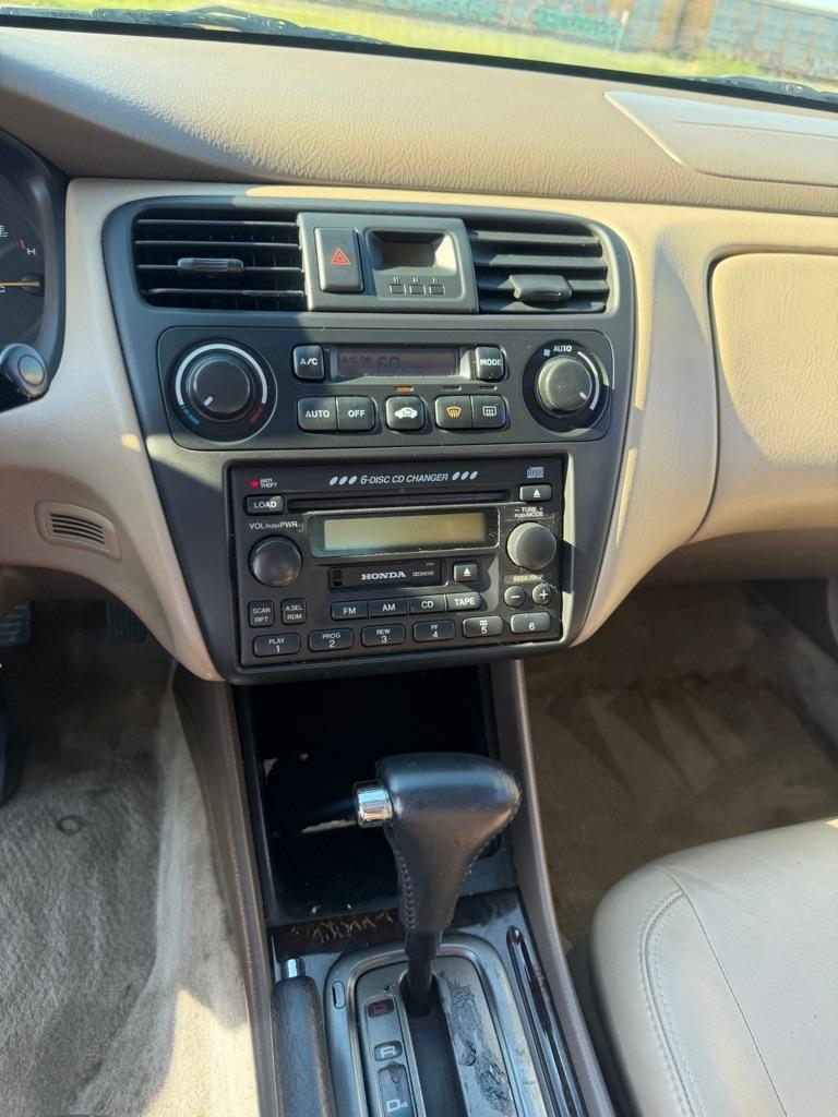 Honda Accord EX V6 sedan 2002