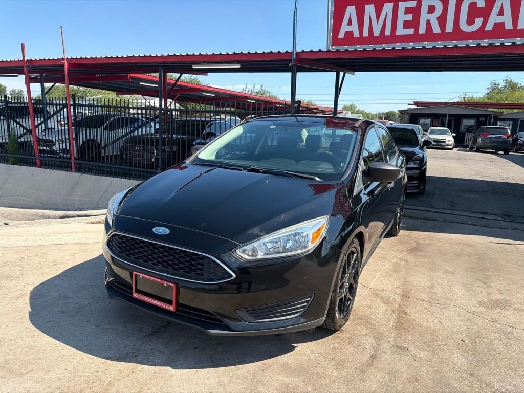 Ford Focus S Sedan 2018