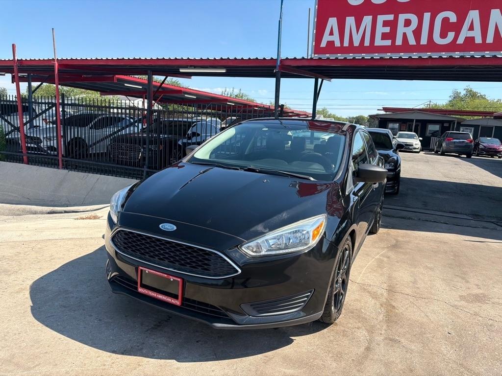 Ford Focus S Sedan 2018