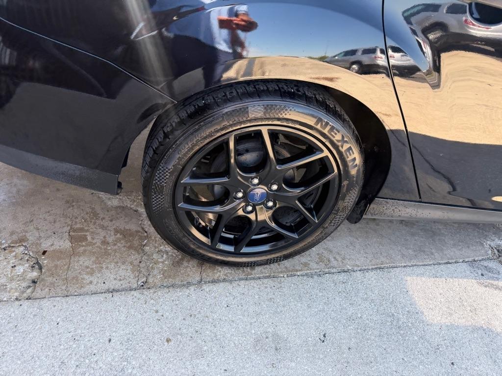 Ford Focus S Sedan 2018