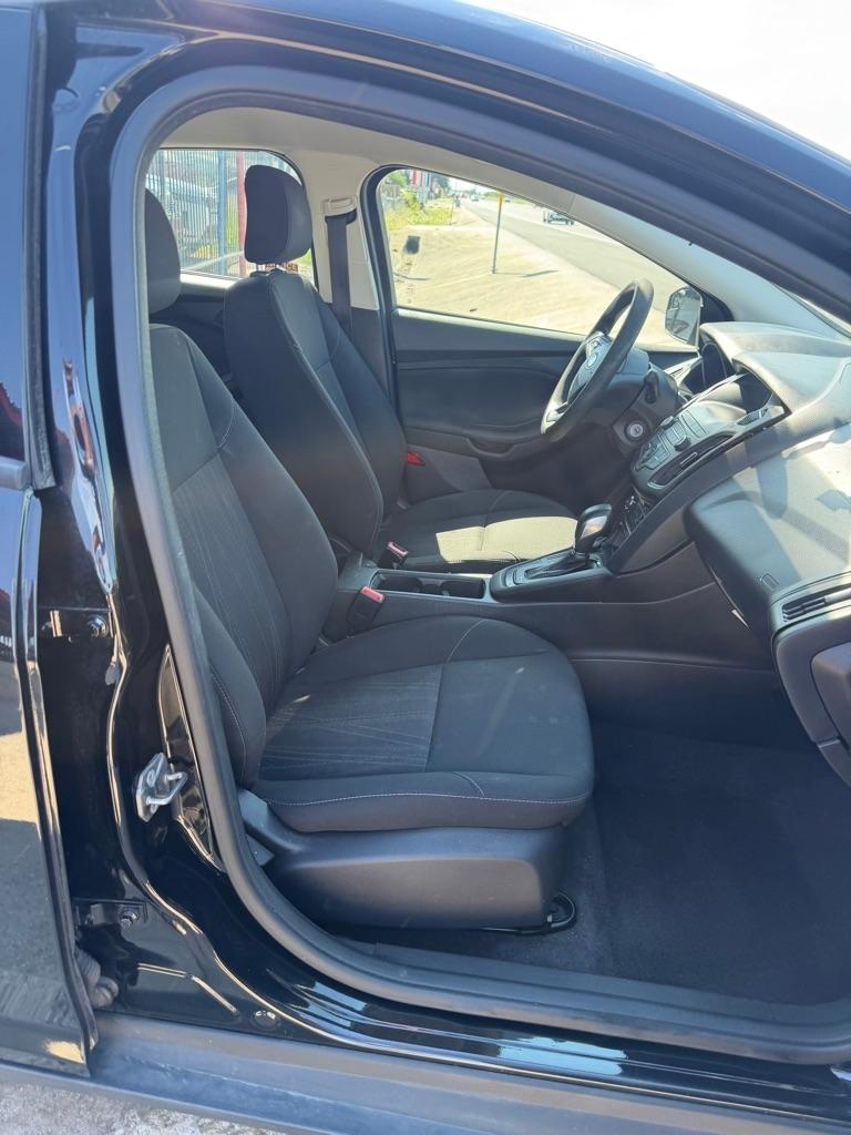 Ford Focus S Sedan 2018