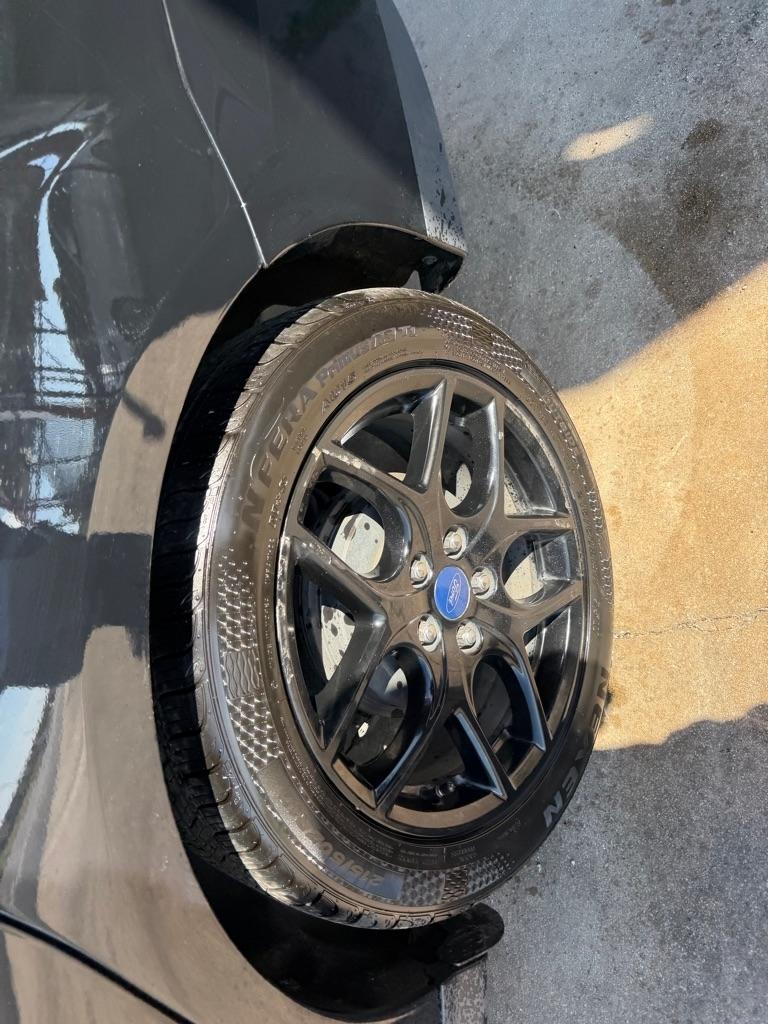 Ford Focus S Sedan 2018