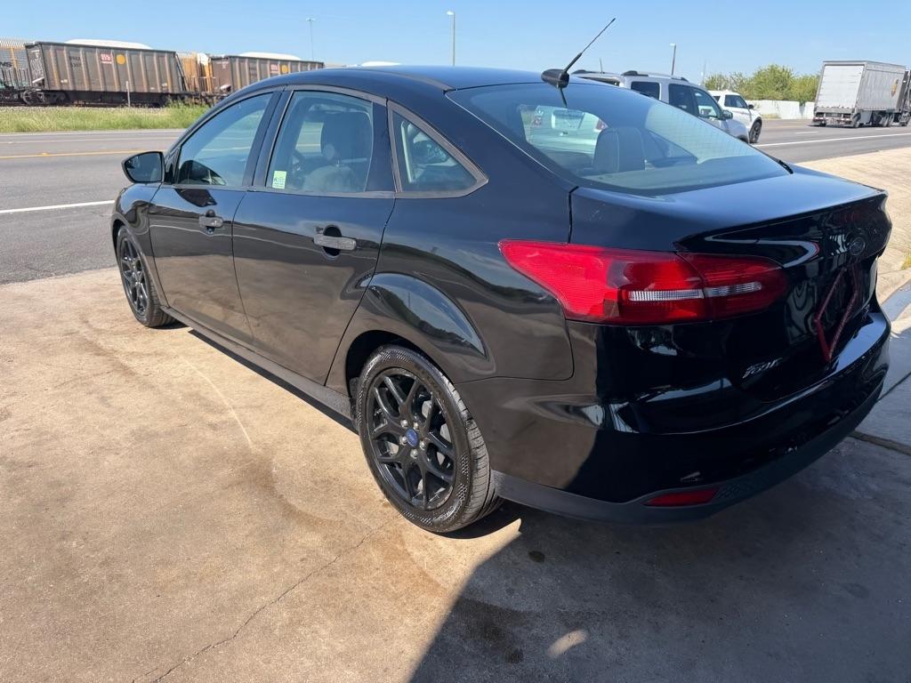 Ford Focus S Sedan 2018