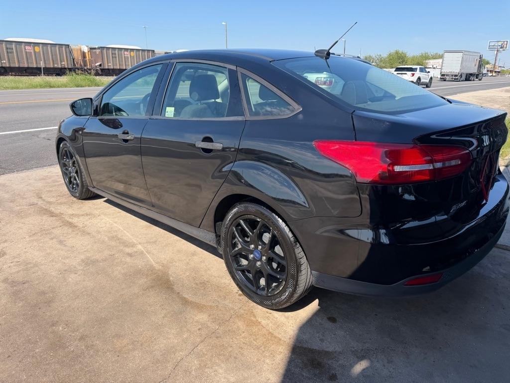 Ford Focus S Sedan 2018