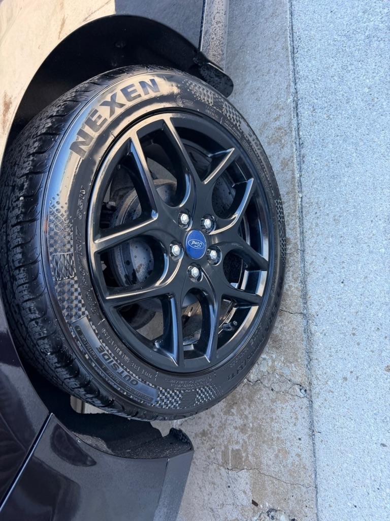 Ford Focus S Sedan 2018