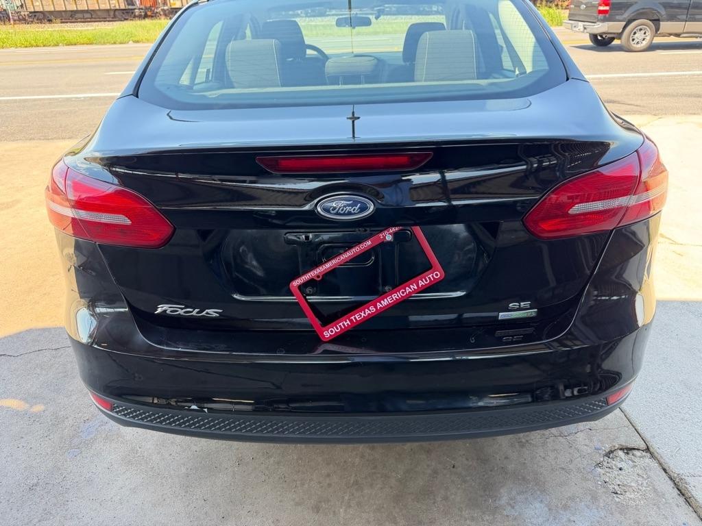Ford Focus S Sedan 2018