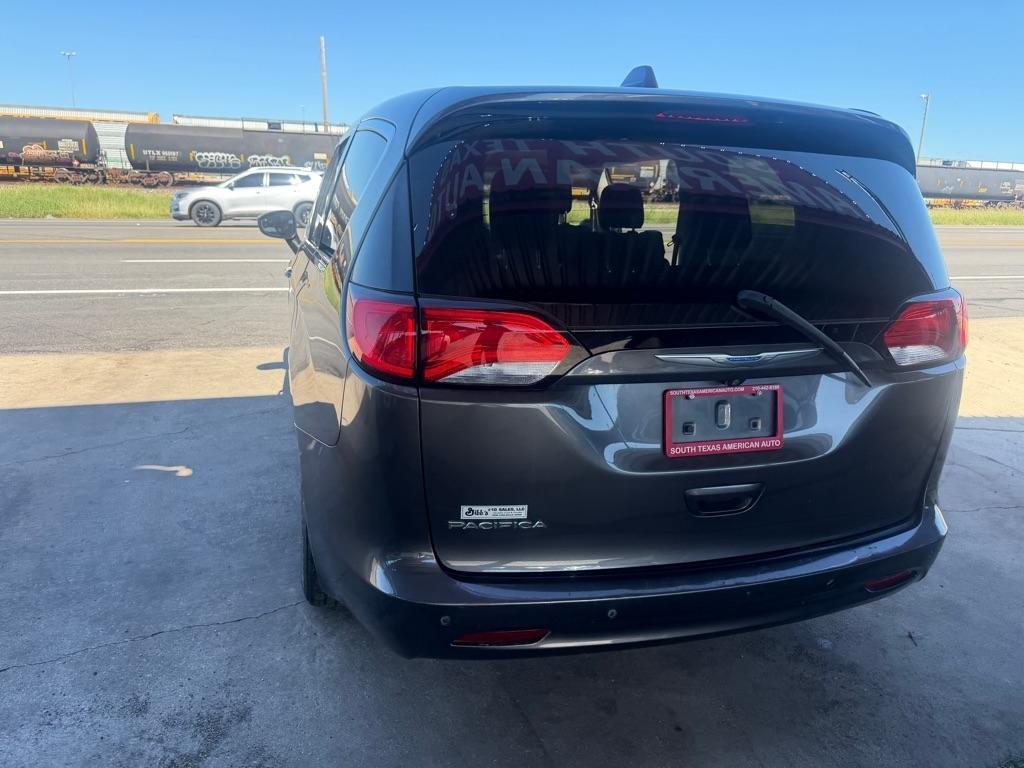 Chrysler Pacifica Touring 2018