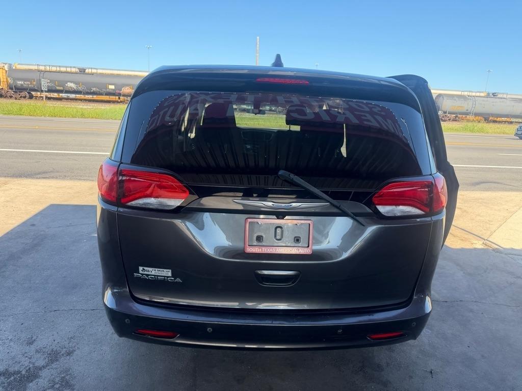 Chrysler Pacifica Touring 2018