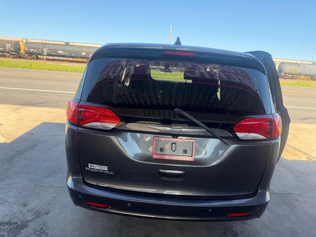Chrysler Pacifica Touring 2018