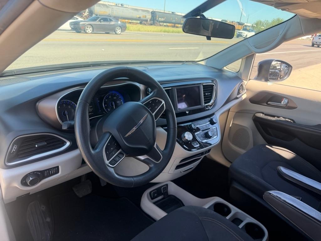 Chrysler Pacifica Touring 2018