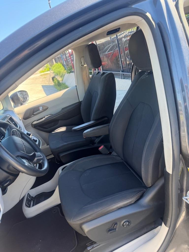 Chrysler Pacifica Touring 2018
