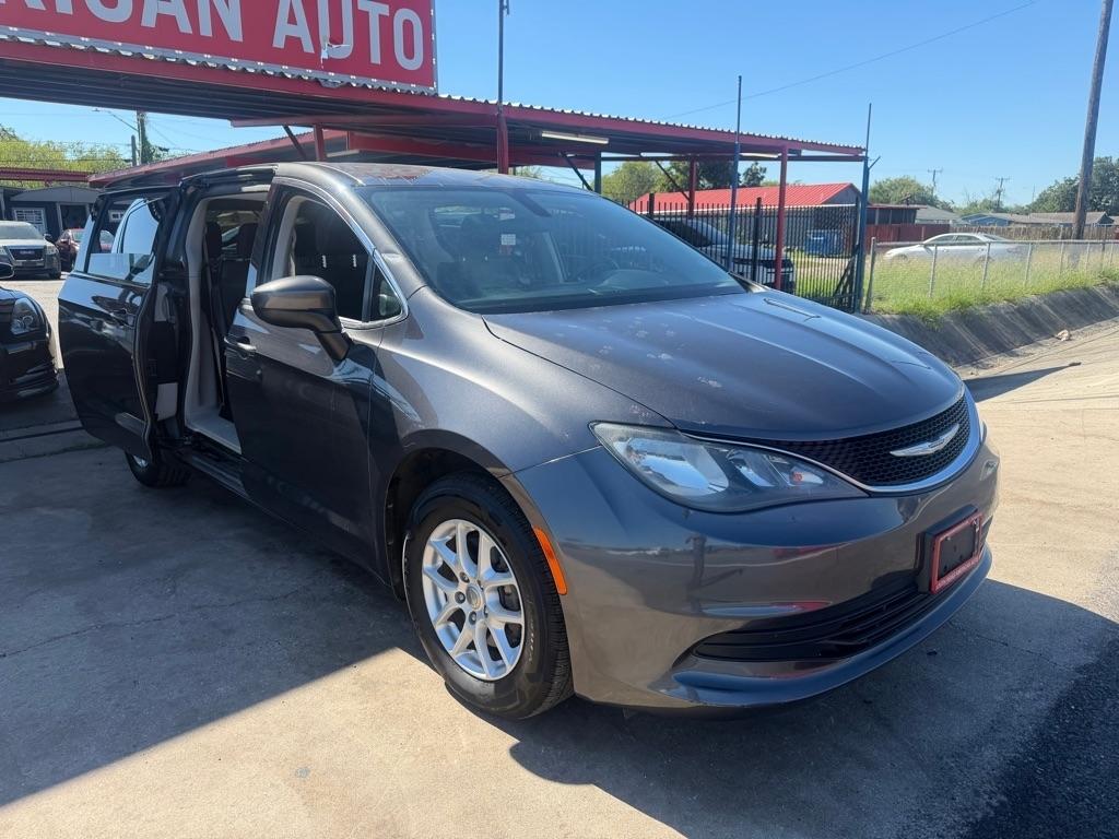 Chrysler Pacifica Touring 2018