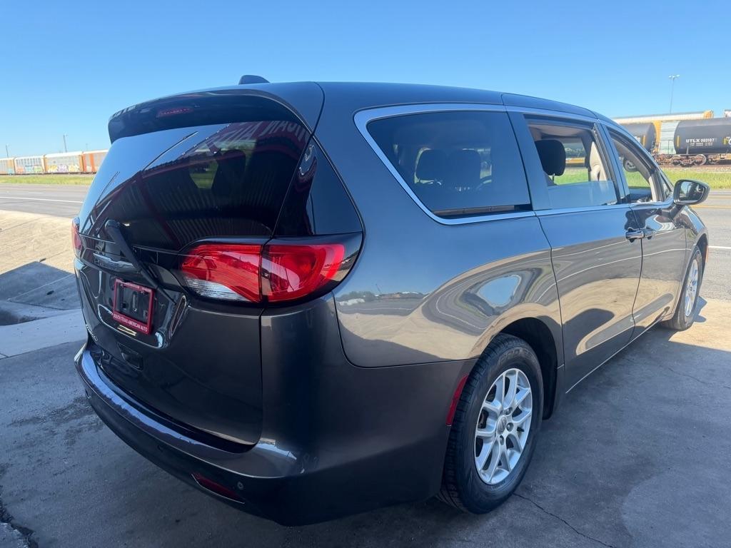 Chrysler Pacifica Touring 2018