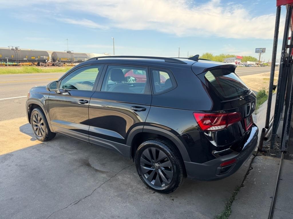 Volkswagen Taos S 2023