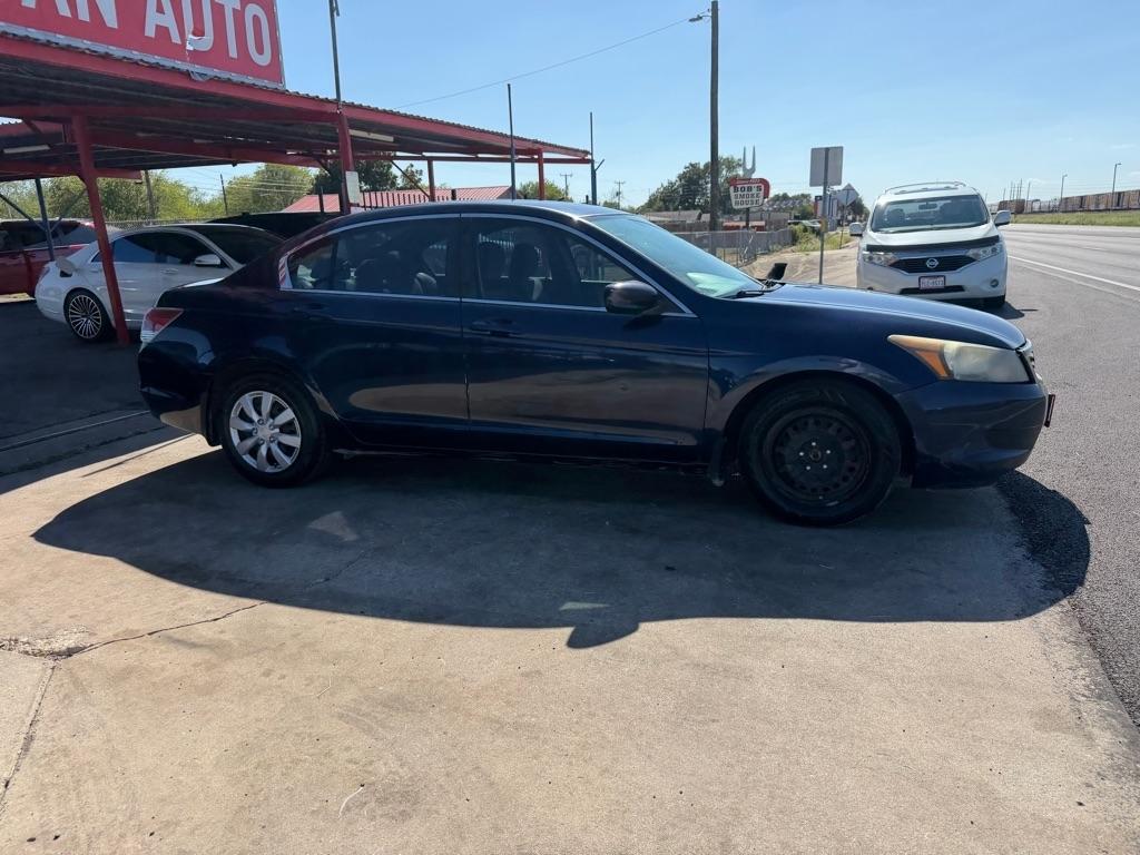 Honda Accord LX sedan AT 2008