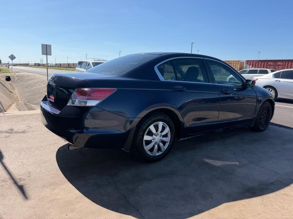 Honda Accord LX sedan AT 2008