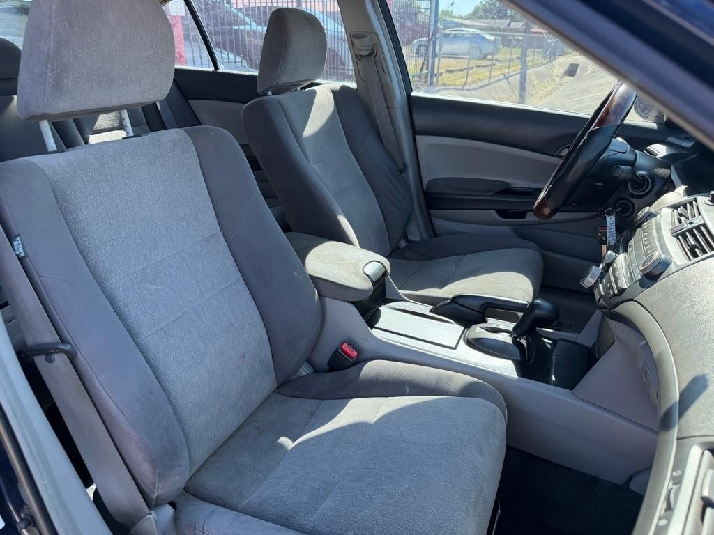 Honda Accord LX sedan AT 2008