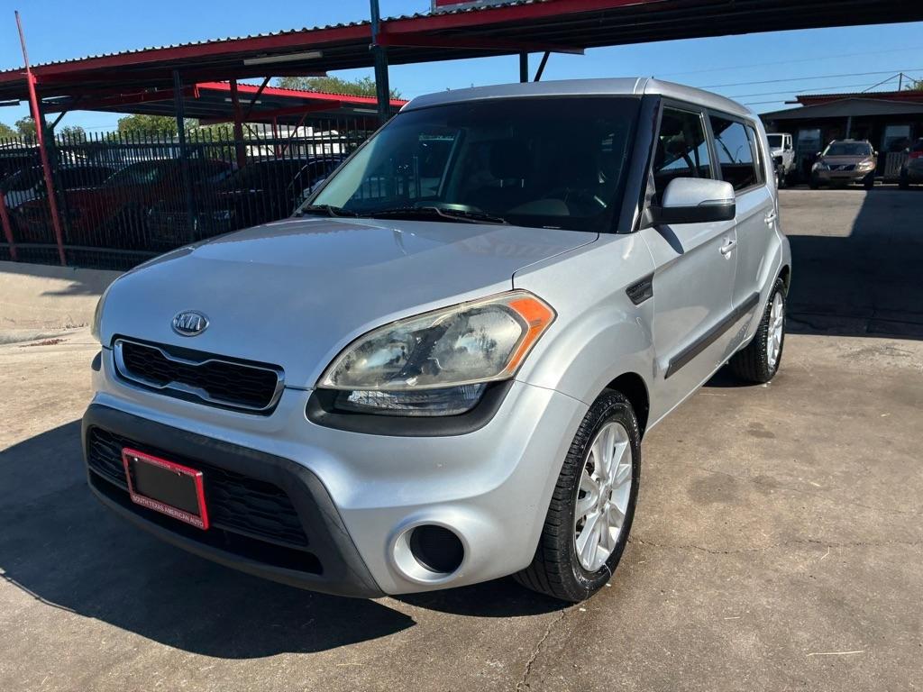 Kia Soul + 2012