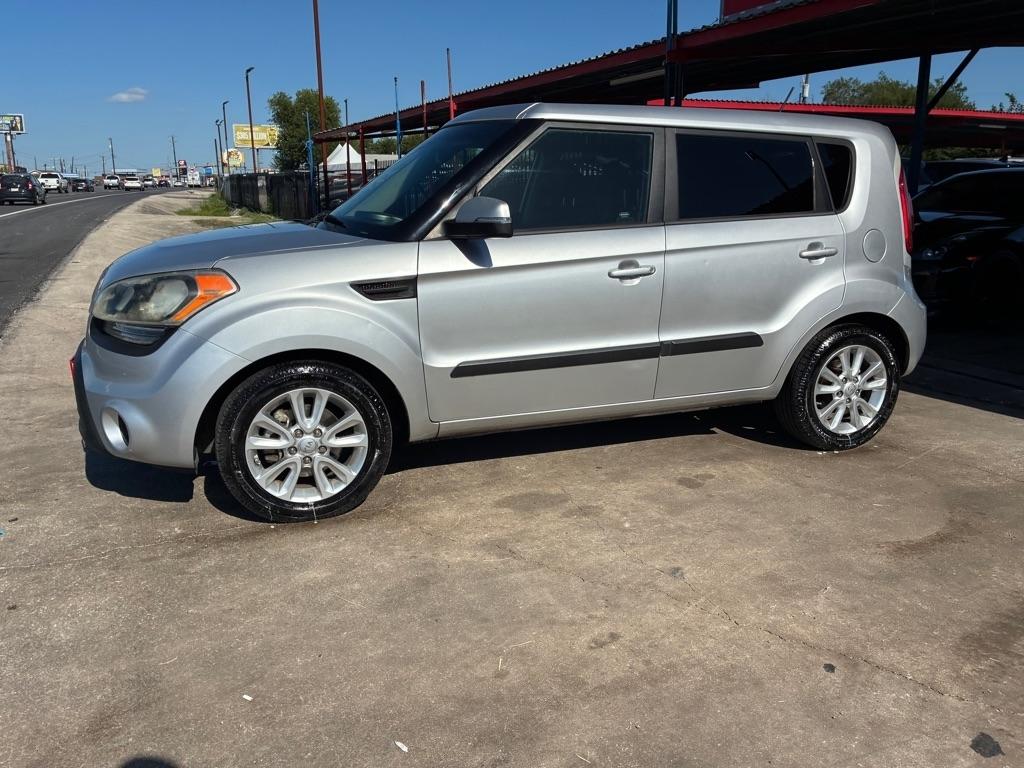 Kia Soul + 2012